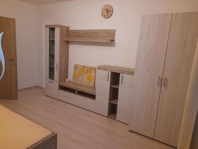 Apartament cu 1 camera zona Podu Ros Rond