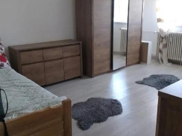 Apartament cu 1 camera zona Tatarasi Piata 2 Baieti