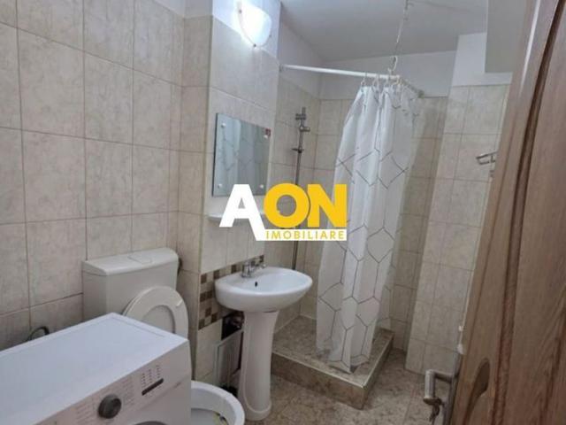 Apartament cu 1 Camera, 30 mp, Mobilat si Utilat, Zona Cetate Stadion