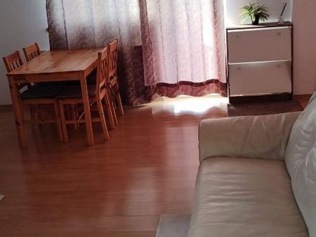 Apartament cu 2 camere nedecomandate si parcare in zona Girocului