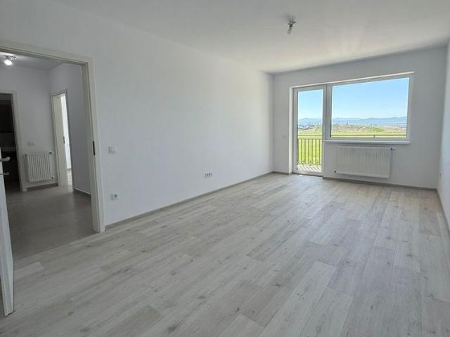 Apartament cu 2 camere nemobilat Tractorul