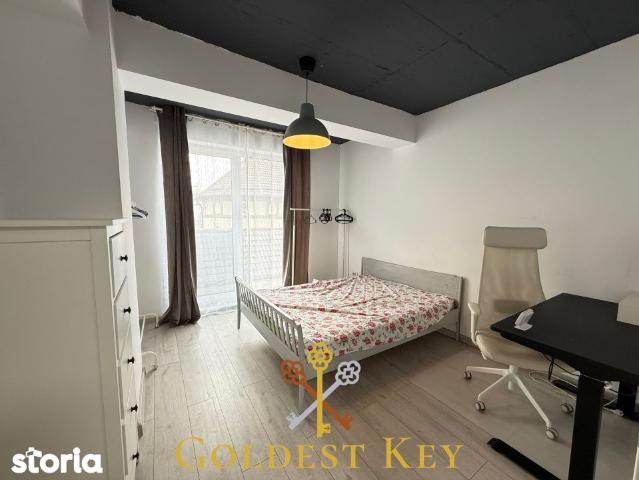 Apartament cu 2 camere, bucatarie separata si garaj subteran