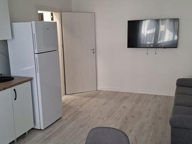 Apartament cu 2 camere, balcon, Bistrița