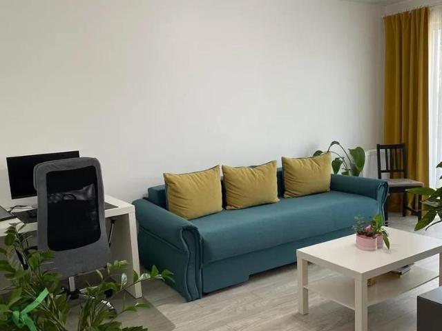Apartament cu 2 camere, balcon mare, loc de parcare, Maurer, zona Libertatii