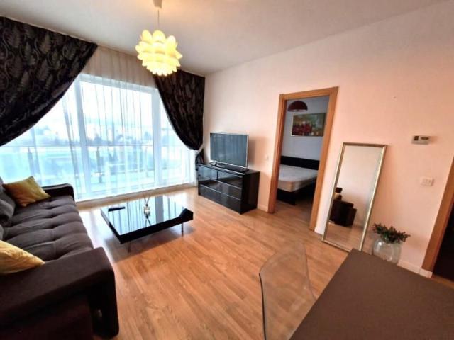 Apartament cu 2 camere, cu panorama superba, in Viva City