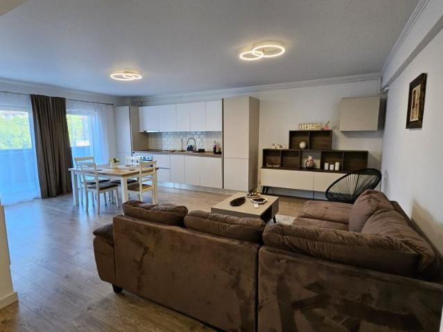 Apartament cu 2 camere cu terasa 20 mp de inchiriat pe Calea Baciului