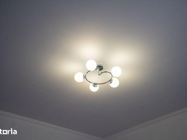 Apartament cu 2 camere, casă la curte comună – Central, Oradea