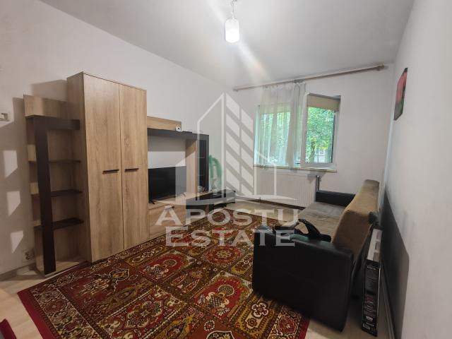 Apartament cu 2 camere, centrala proprie, zona Dacia