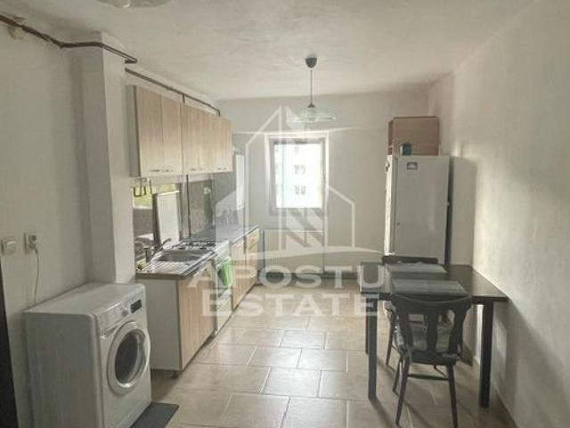 Apartament cu 2 camere, centrala proprie, zona Girocului