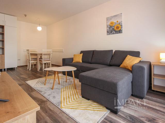 Apartament cu 2 camere, complex Luminia!