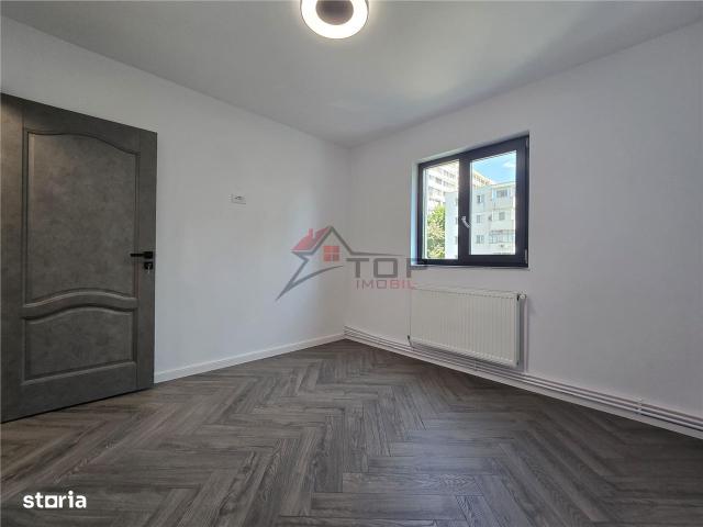 Apartament cu 2 camere Dacia Etajul 1
