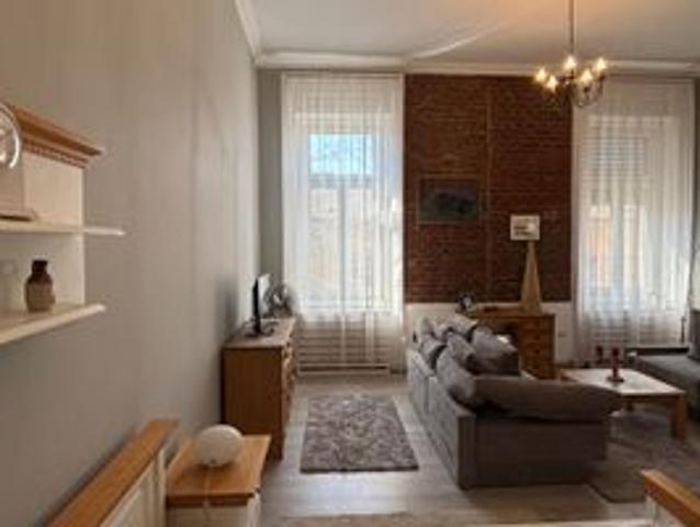 Apartament cu 2 camere de închiriat