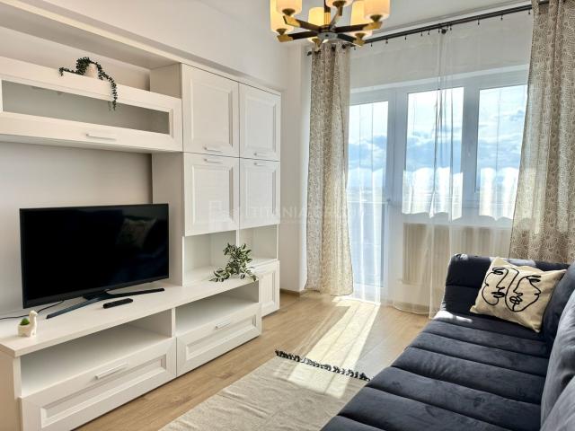 Apartament cu 2 camere de închiriat
