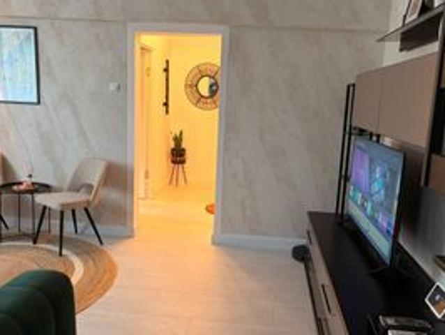 Apartament cu 2 camere de închiriat
