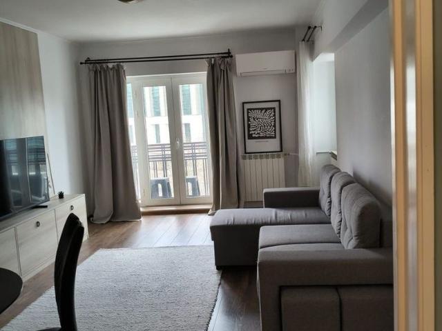 Apartament cu 2 camere de inchiriat Unirii Splaiul Unirii