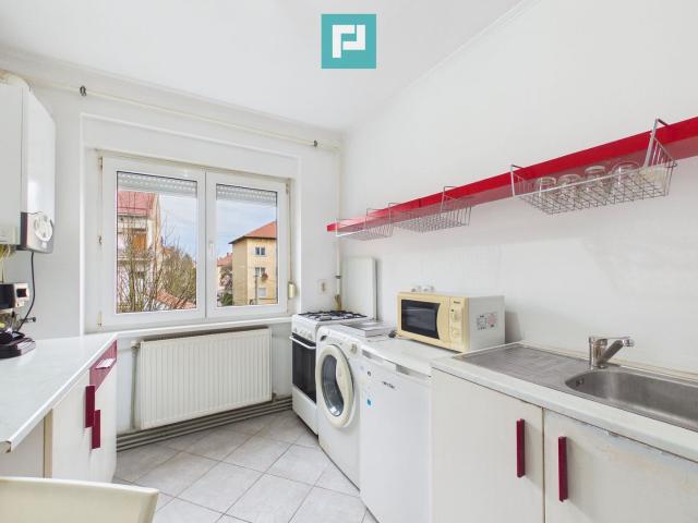 Apartament cu 2 camere de inchiriat zona Central