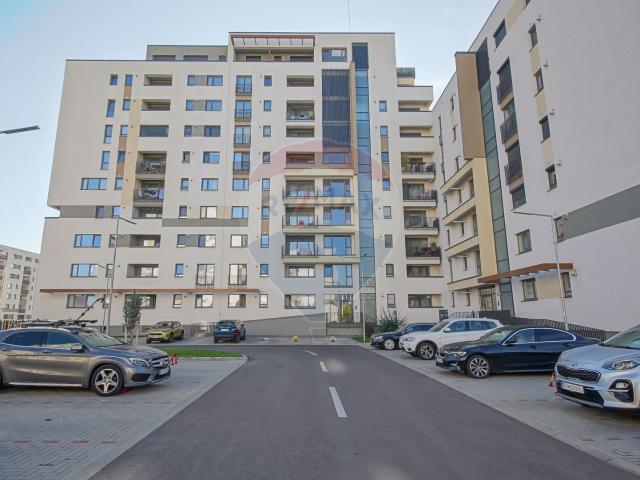 apartament cu 2 camere de închiriat, zona coresi, tractorul