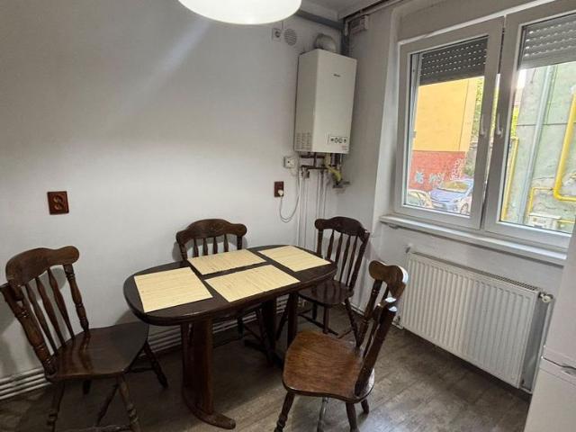 Apartament cu 2 camere, de inchiriat, zona Elisabetin