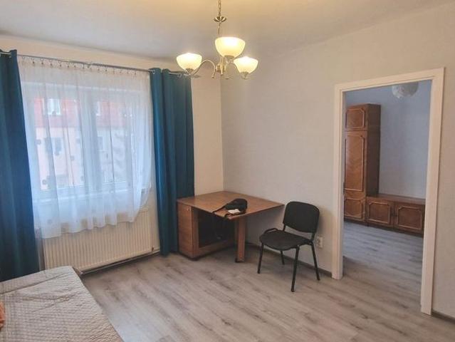 Apartament cu 2 camere de inchiriat zona Luptei