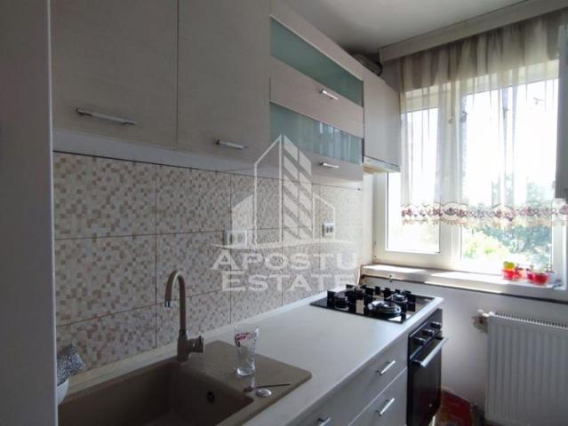 Apartament cu 2 camere, de inchiriat, Calea Sagului, Centrala proprie