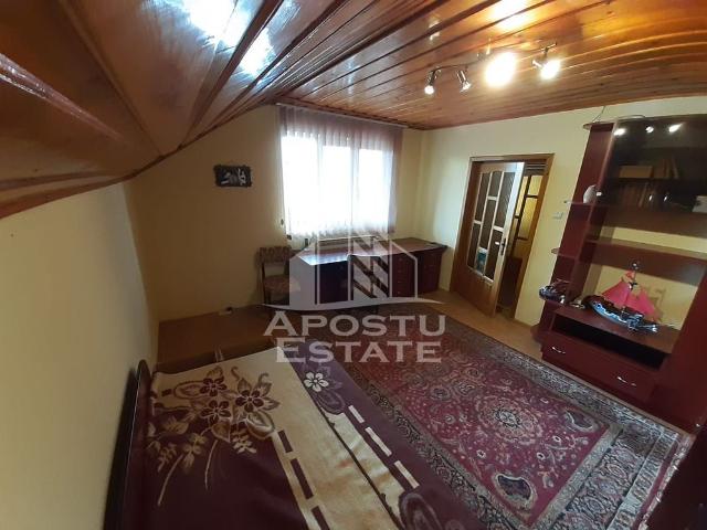 Apartament cu 2 camere, de inchiriat, centrala proprie, Ghiroda