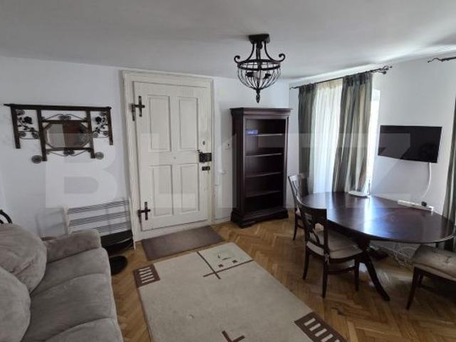 Apartament cu 2 camere de inchiriat – Centrul Vechi Brasov | 50 mp