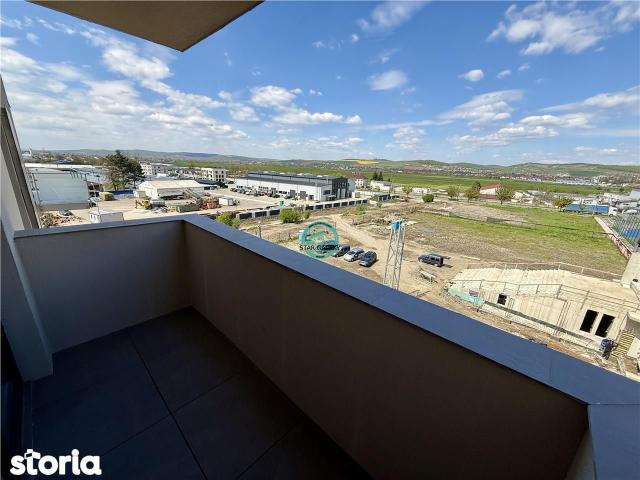 Apartament cu 2 camere de inchiriat, cu loc de parcare, complex Maurer
