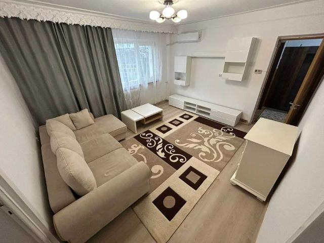 APARTAMENT CU 2 CAMERE DE INCHIRIAT, ETAJ INTERMEDIAR, PODU ROS CANTEMIR