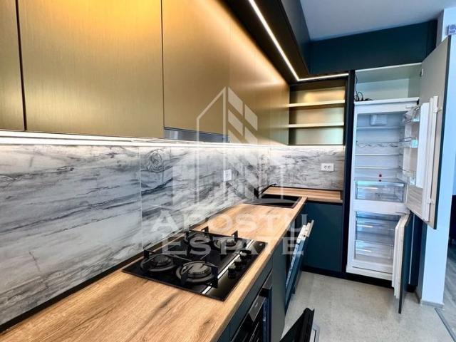 Apartament cu 2 camere de inchiriat, garaj subteran, Zona Aradului
