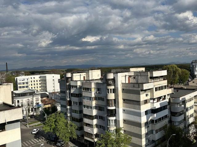 Apartament cu 2 camere de închiriat în zona bld independenței/Scolilor