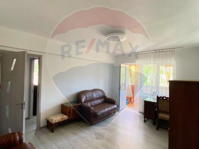 Apartament cu 2 camere de închiriat în zona Brazda lui.