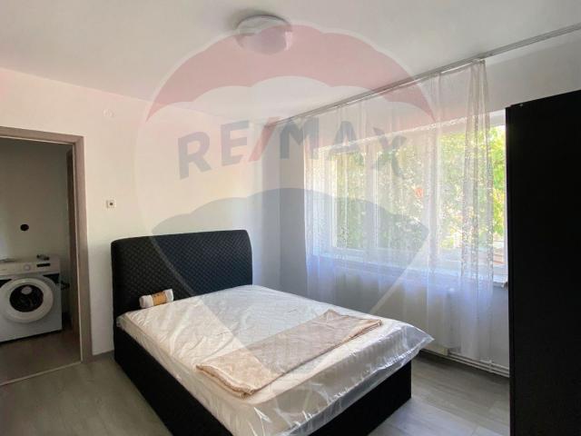 apartament cu 2 camere de închiriat în zona brazda lui novac