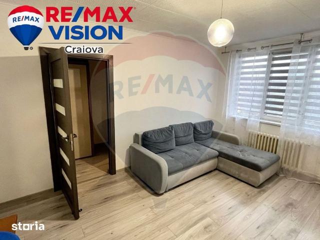 Apartament cu 2 camere de închiriat în zona Central