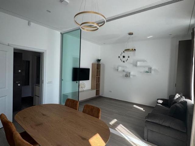Apartament cu 2 camere de închiriat în zona centrala