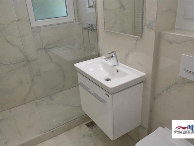 Apartament cu 2 Camere de Inchiriat in Zona Cornisa