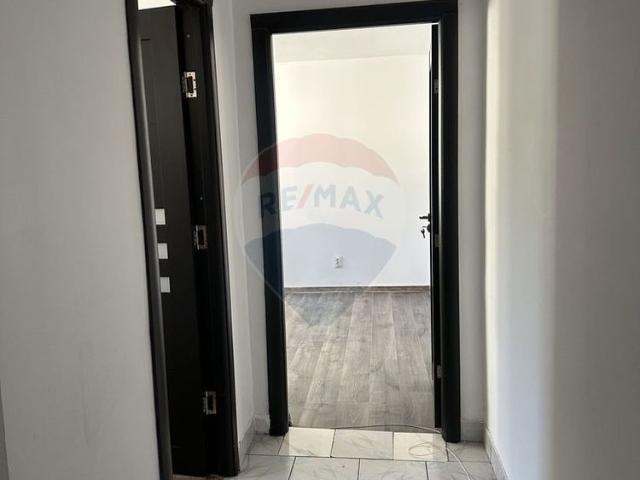 Apartament cu 2 camere de închiriat în zona Darmanesti
