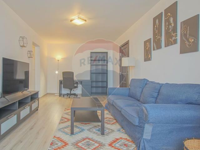 apartament cu 2 camere de închiriat în zona florilor