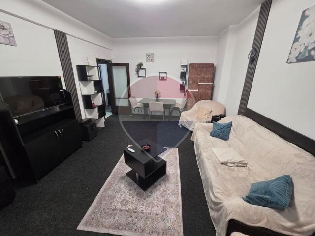Apartament cu 2 camere de închiriat în zona P ta Romana