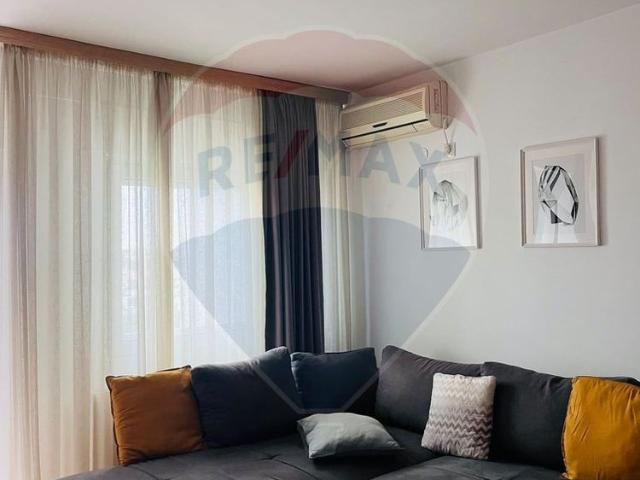 Apartament cu 2 camere de închiriat în zona P ta Unirii