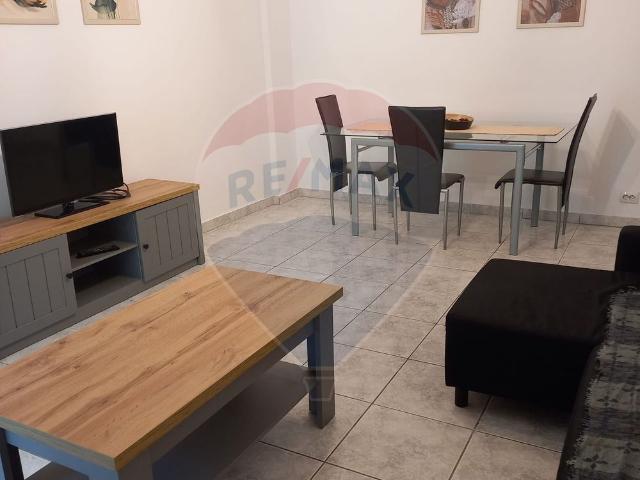 Apartament cu 2 camere de închiriat în zona P ta Unirii