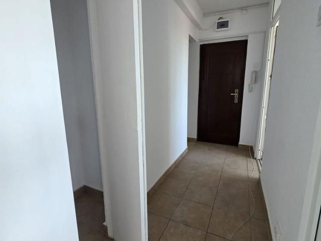 Apartament cu 2 camere de inchiriat in zona Tineretului Metrou