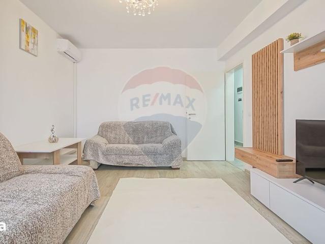 Apartament cu 2 camere de închiriat în zona Tractorul