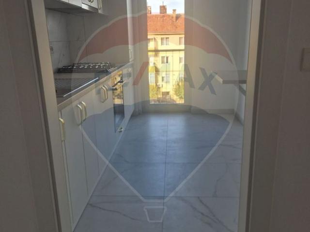 Apartament cu 2 camere de închiriat în zona UTA