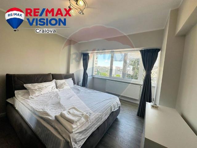 Apartament cu 2 camere de închiriat în zona Ultracentral