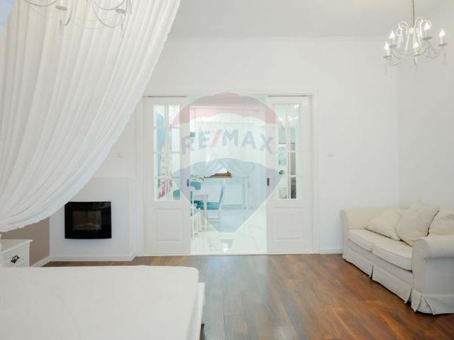 Apartament cu 2 camere de închiriat în zona Ultracentral