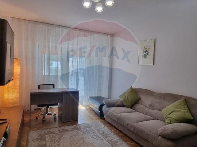 Apartament cu 2 camere de închiriat în zona Ultracentrala MERCUR