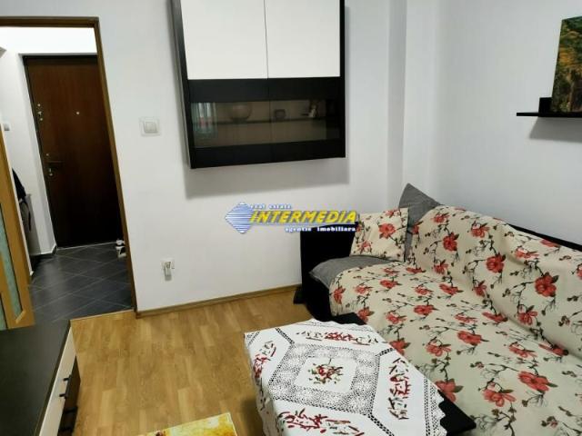 Apartament cu 2 camere de inchiriat in Alba Iulia mobilat si utilat complet zona Centru