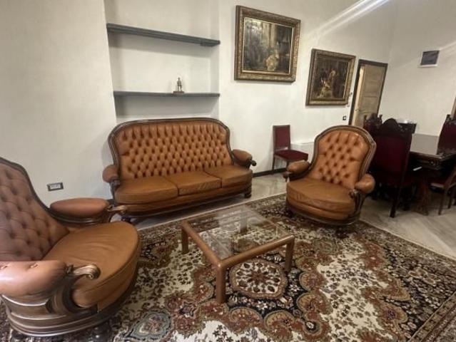 Apartament cu 2 camere de inchiriat, in Centrul orasului