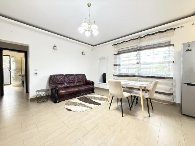 Apartament cu 2 camere de inchiriat in Dumbravita, zona Centrala