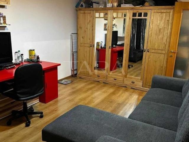 Apartament cu 2 camere de inchiriat in Plopilor locatie excelenta!